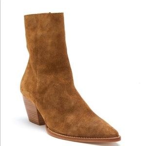 Matisse Caty Cowboy Zip Boot Fawn Suede